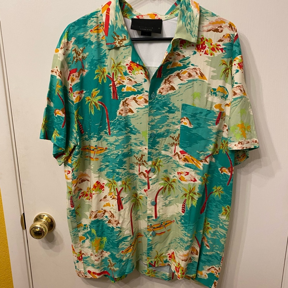 La Femme en Noir Alien Men’s/Unisex Hawaiian Shirt